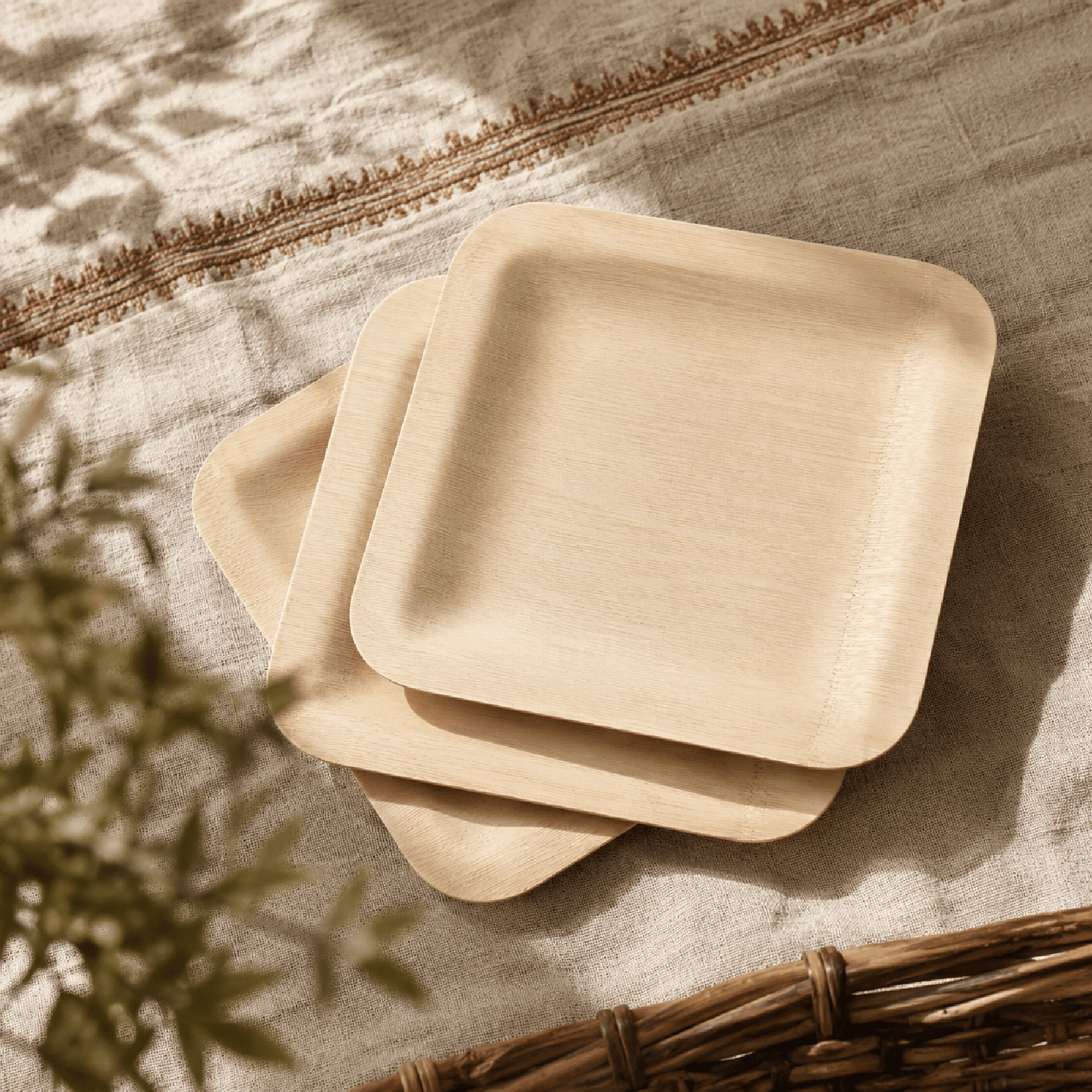 Premium Bamboo Wedding Dinnerware Set - Serves 100 Guests - Leaf with life
